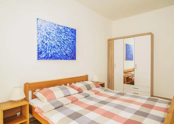 Bua - Beautiful Seafront * Трогир