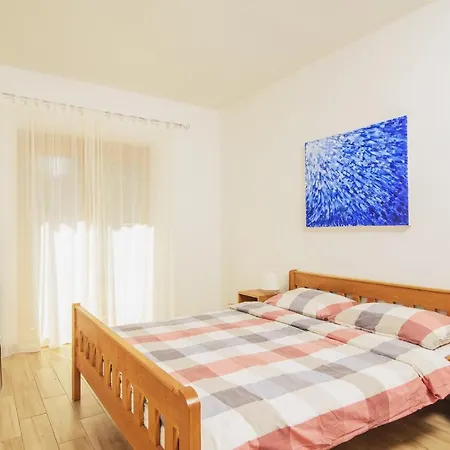 Bua - Beautiful Seafront *