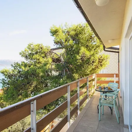 Bua - Beautiful Seafront *