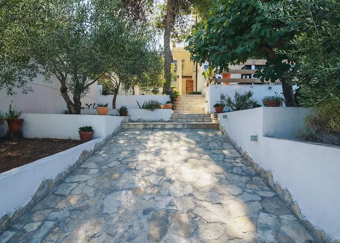 Bua - Beautiful Seafront Appartement Trogir