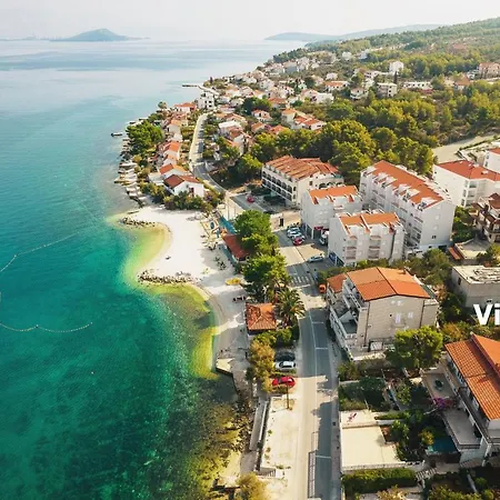 Bua - Beautiful Seafront شقة